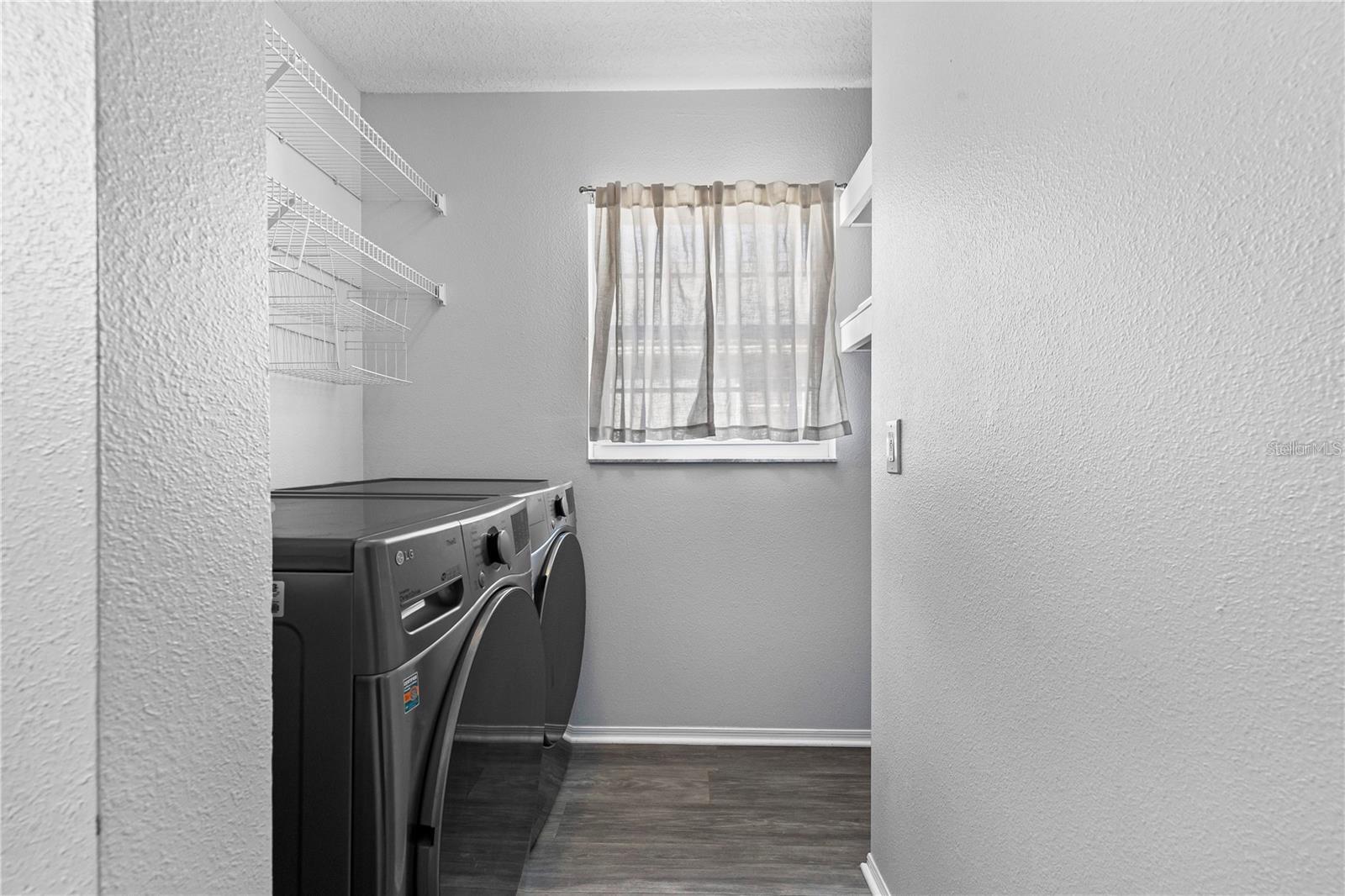 Image 8 of 22 For 7515 West Shore Boulevard