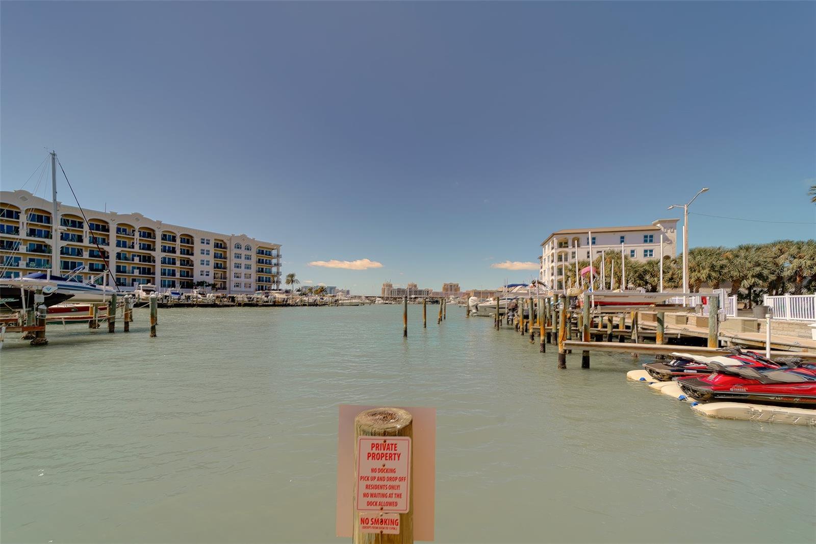 Image 31 of 41 For 255 Dolphin Point 802