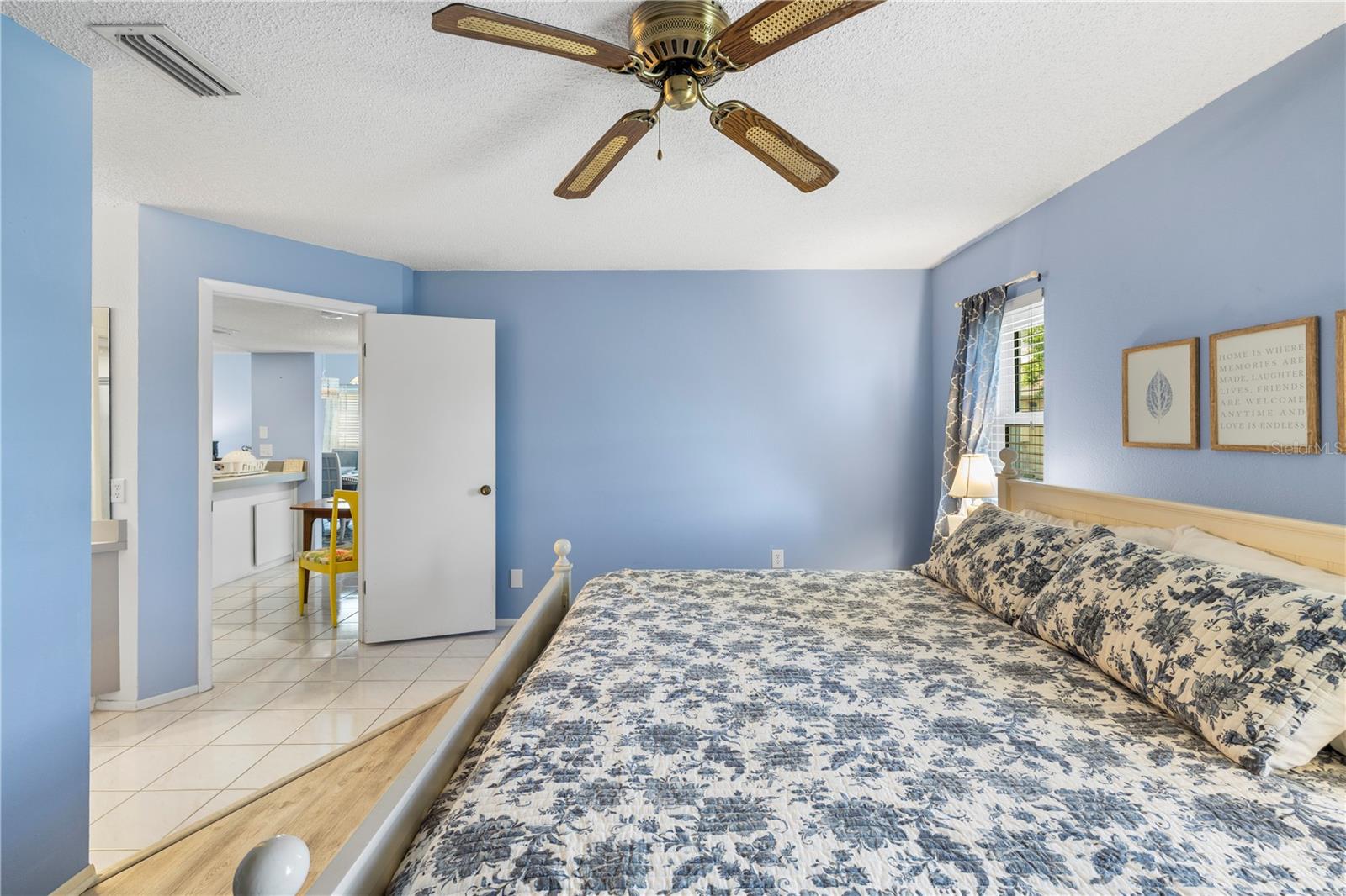 Image 32 of 67 For 3801 Sailmaker Lane