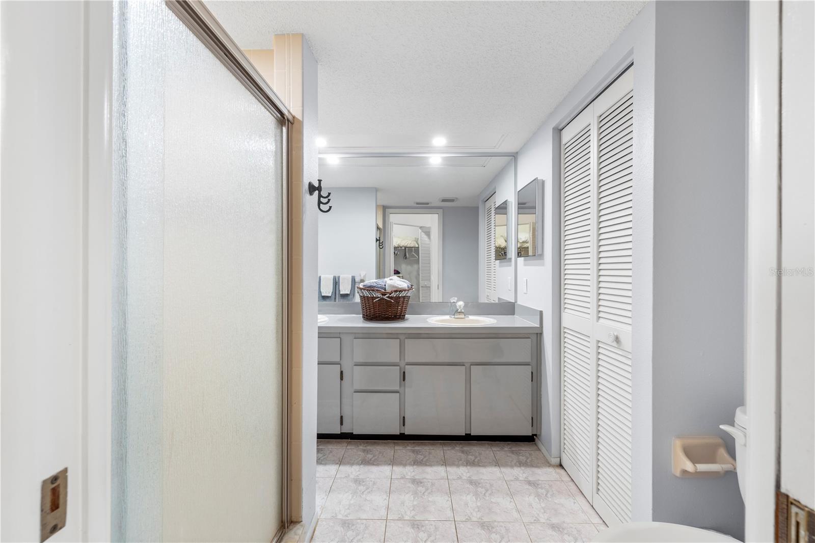 Image 36 of 67 For 3801 Sailmaker Lane