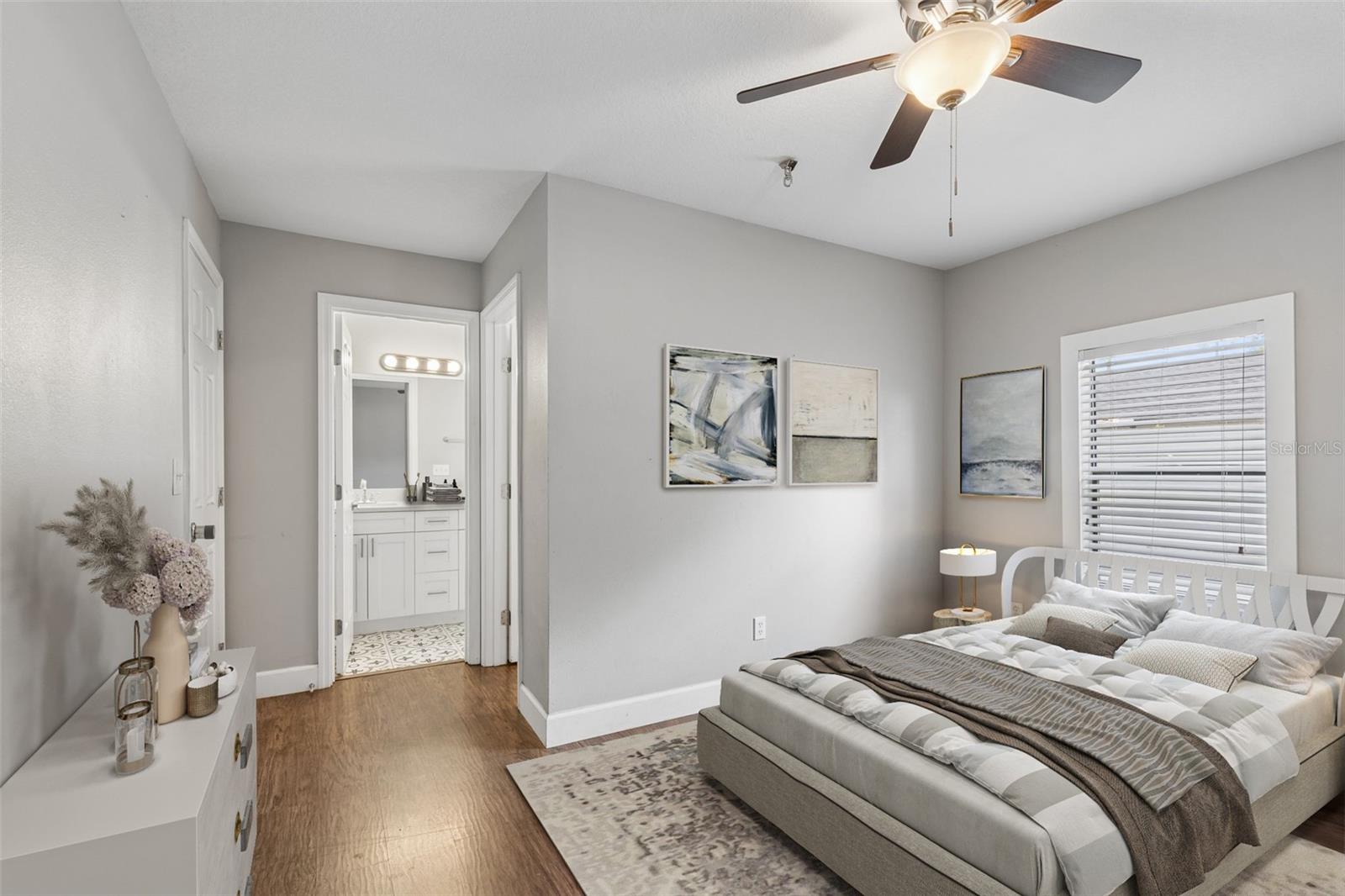Image 15 of 31 For 6443 31st Street N