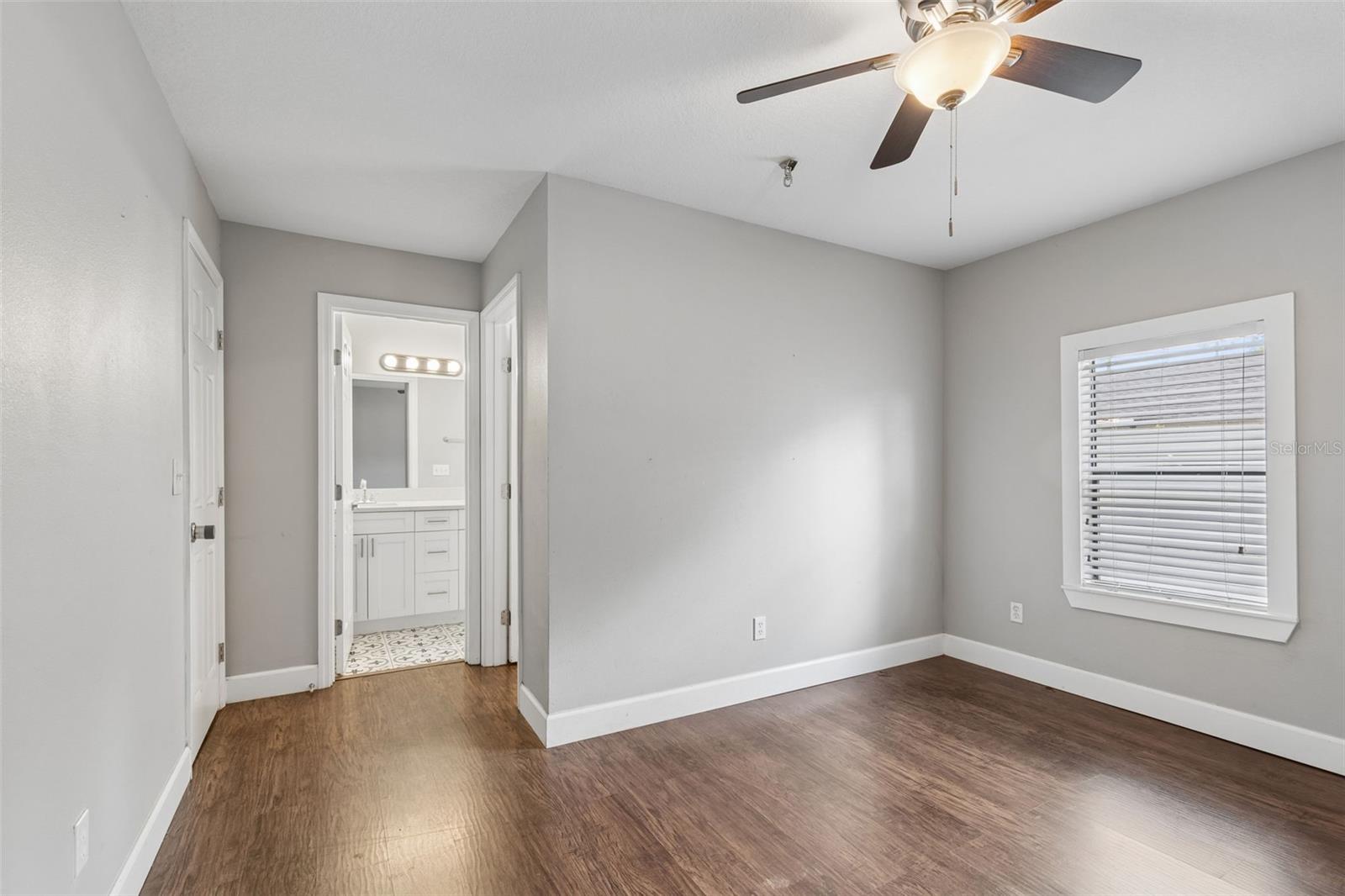 Image 16 of 31 For 6443 31st Street N