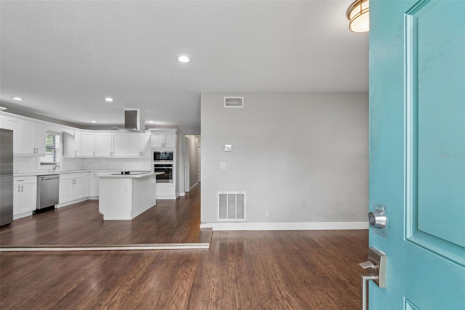 Image 2 of 31 For 6443 31st Street N