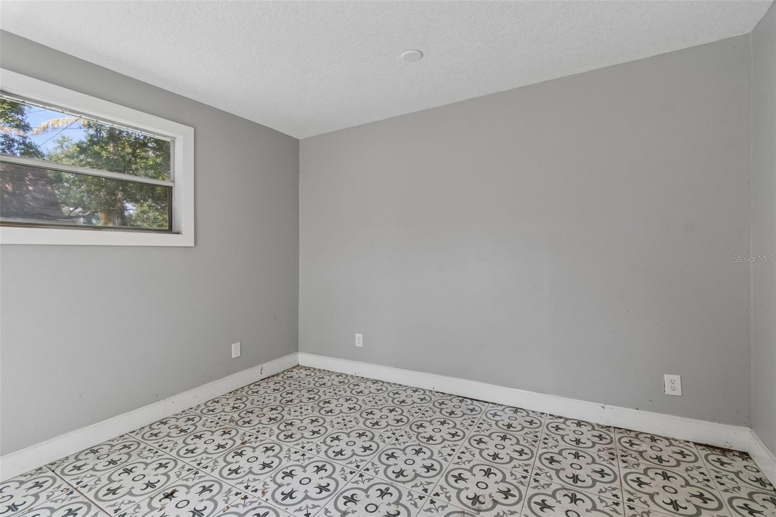 Image 29 of 31 For 6443 31st Street N