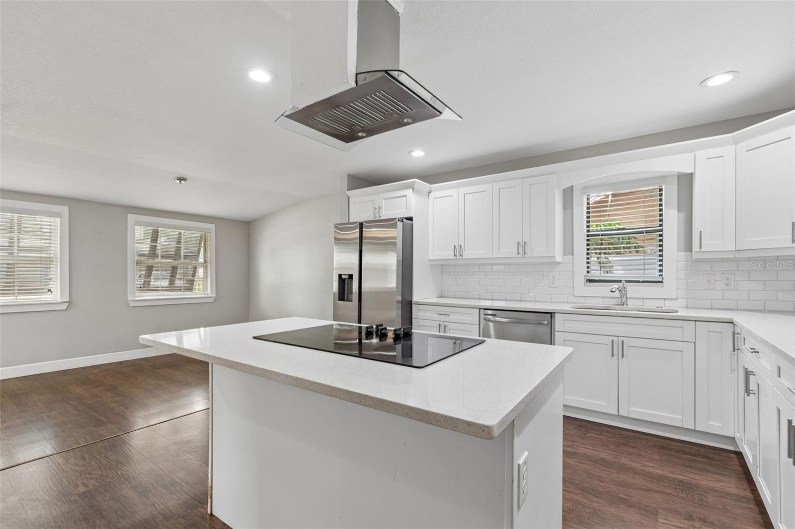 Image 7 of 31 For 6443 31st Street N