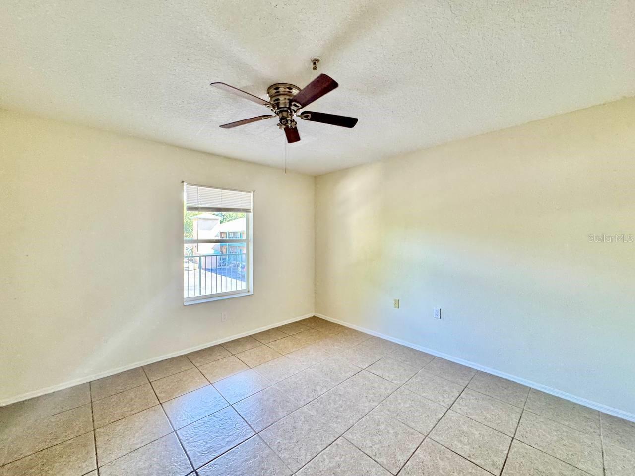 Image 10 of 18 For 5816 Congress Street 203