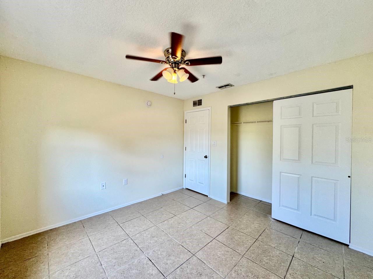 Image 16 of 18 For 5816 Congress Street 203