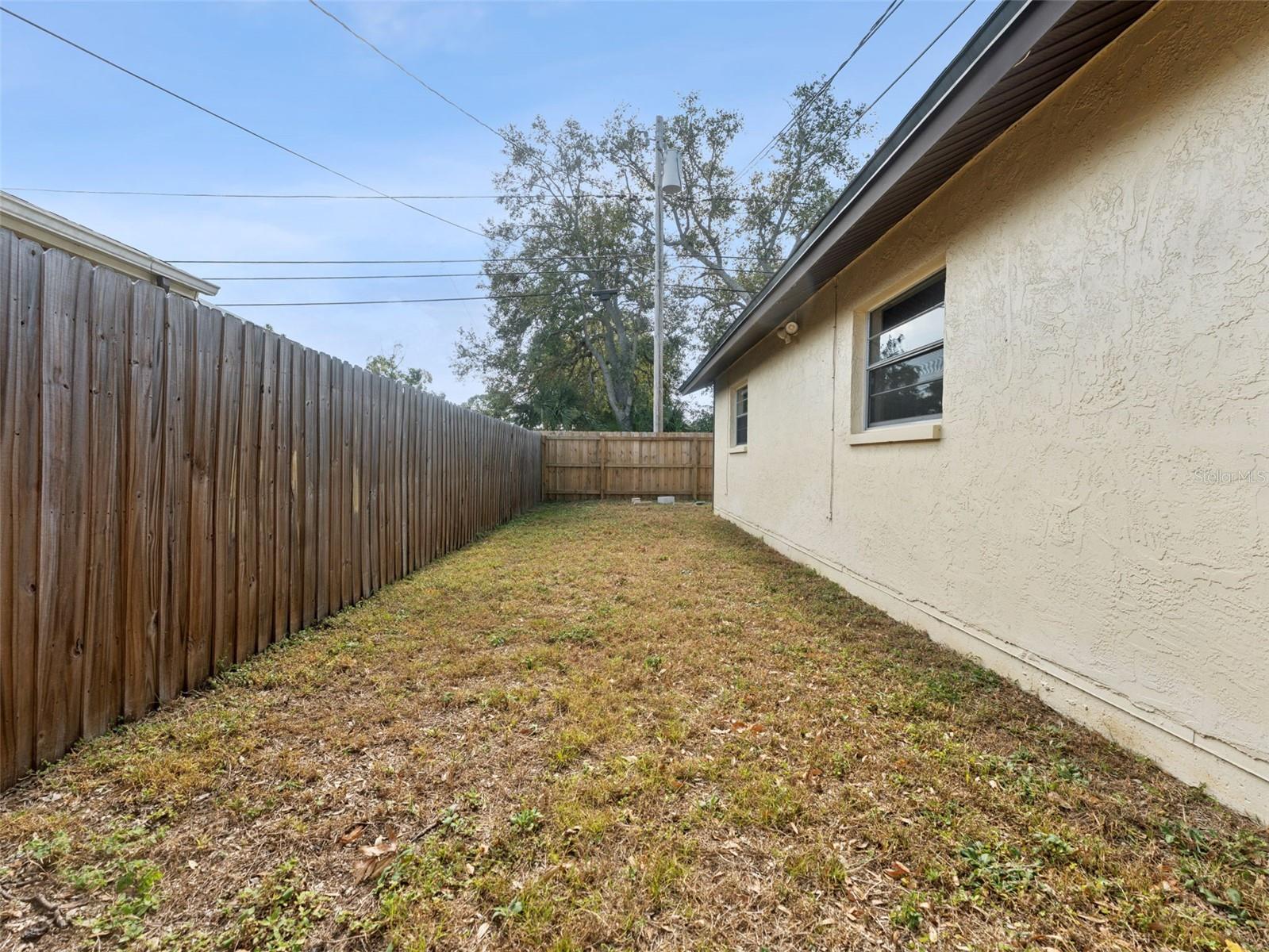 Image 21 of 25 For 766 91st Avenue N