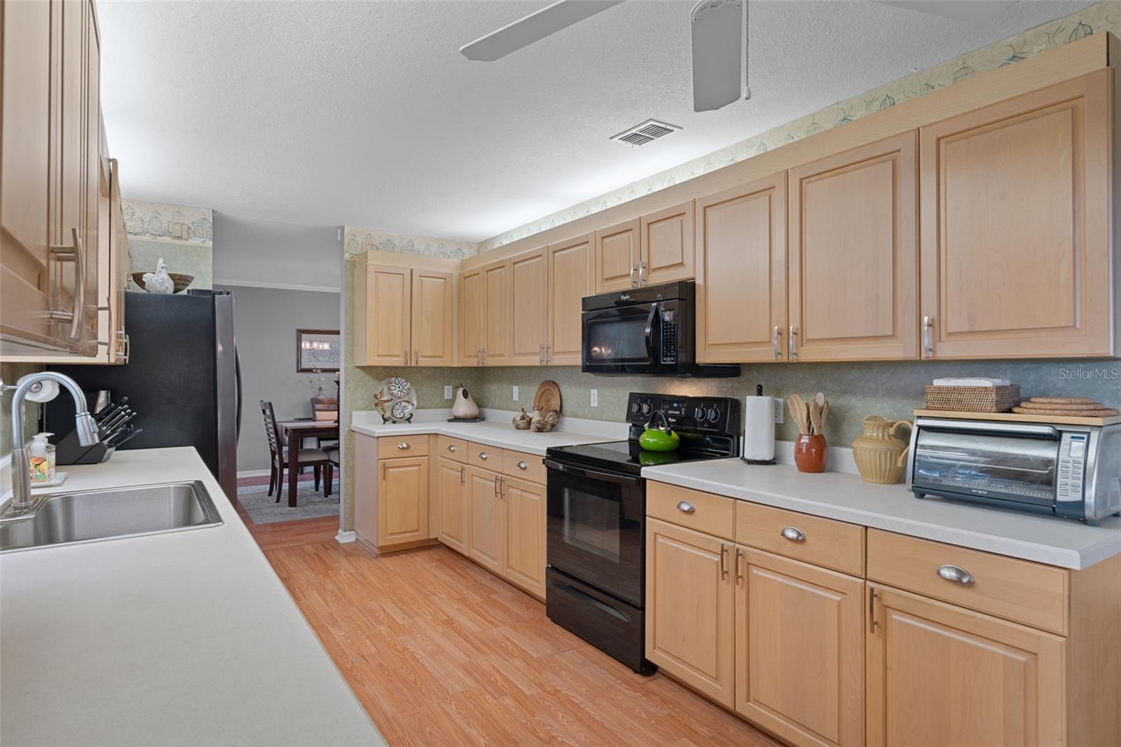 Image 19 of 52 For 13762 112th Terrace