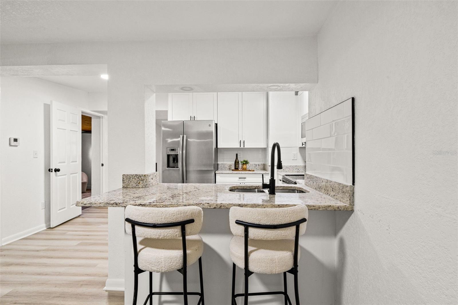 Image 11 of 34 For 4914 82nd Street