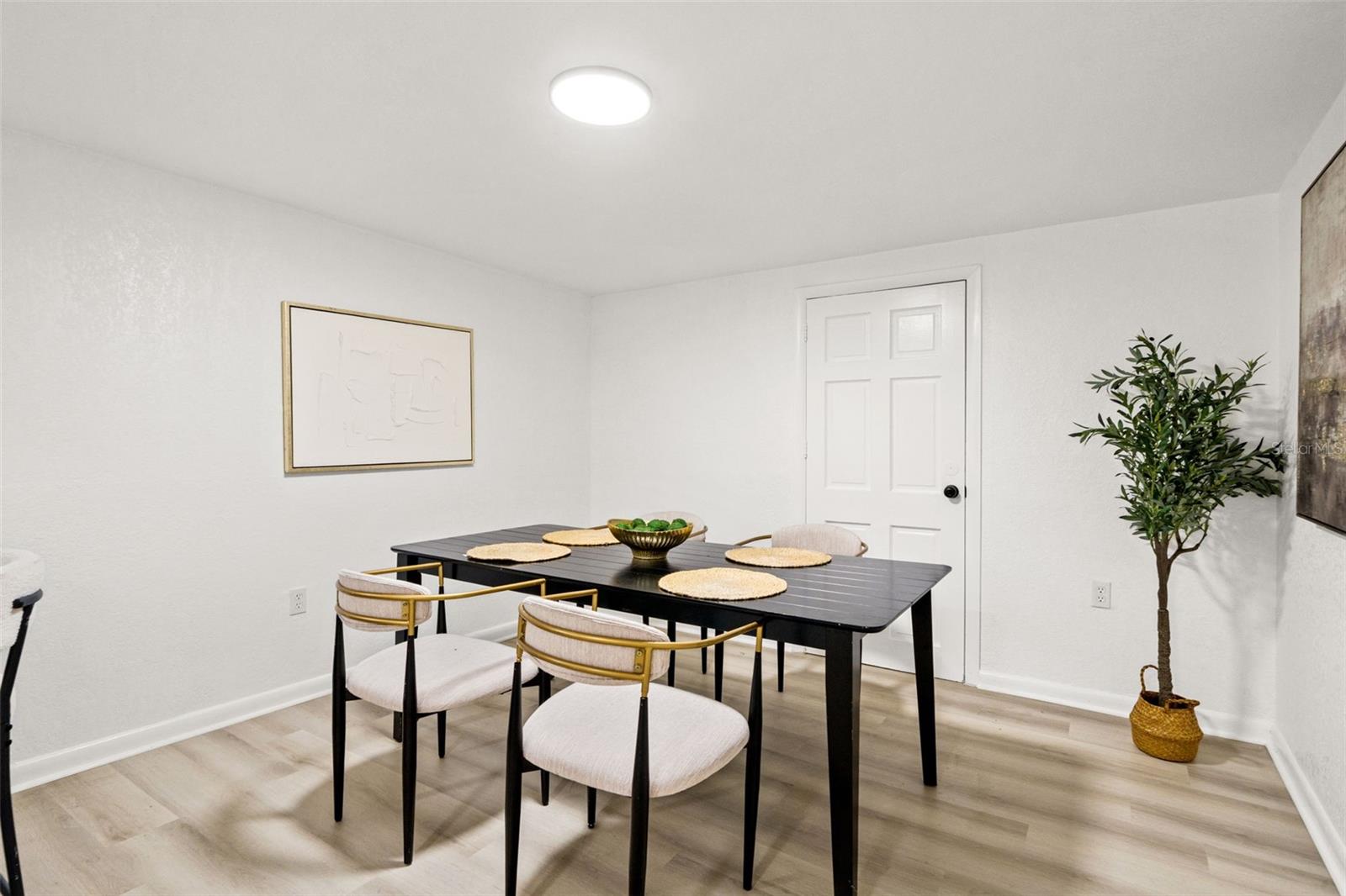 Image 15 of 34 For 4914 82nd Street