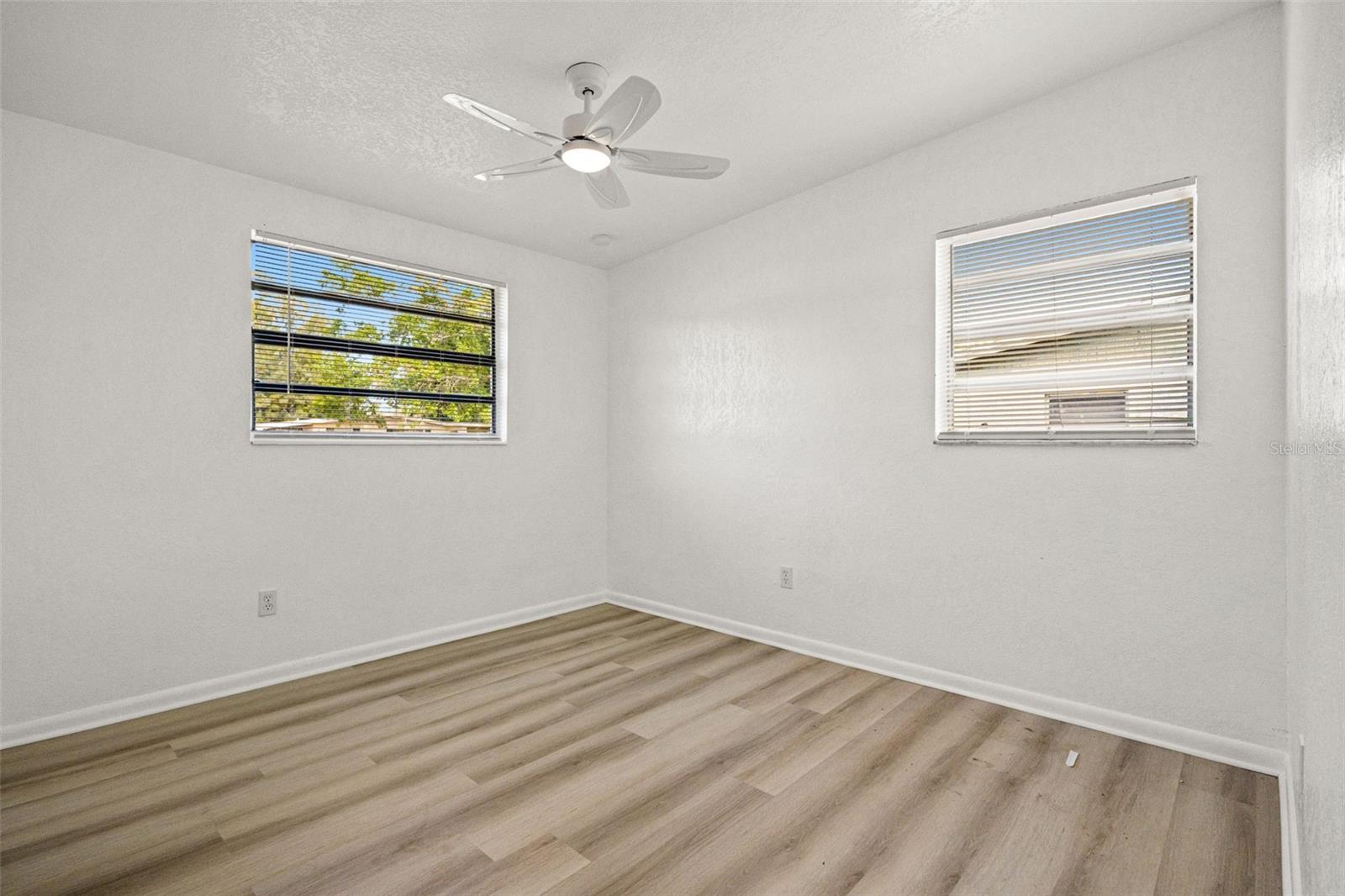 Image 25 of 34 For 4914 82nd Street