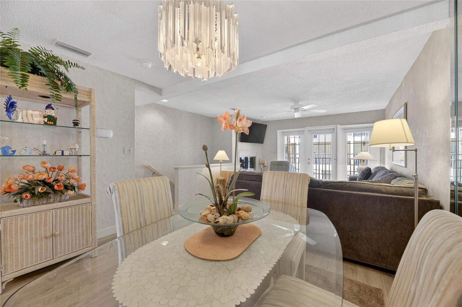 Image 14 of 52 For 17960 Gulf Boulevard  108