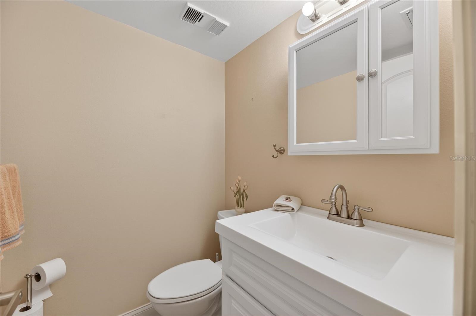 Image 16 of 52 For 17960 Gulf Boulevard  108