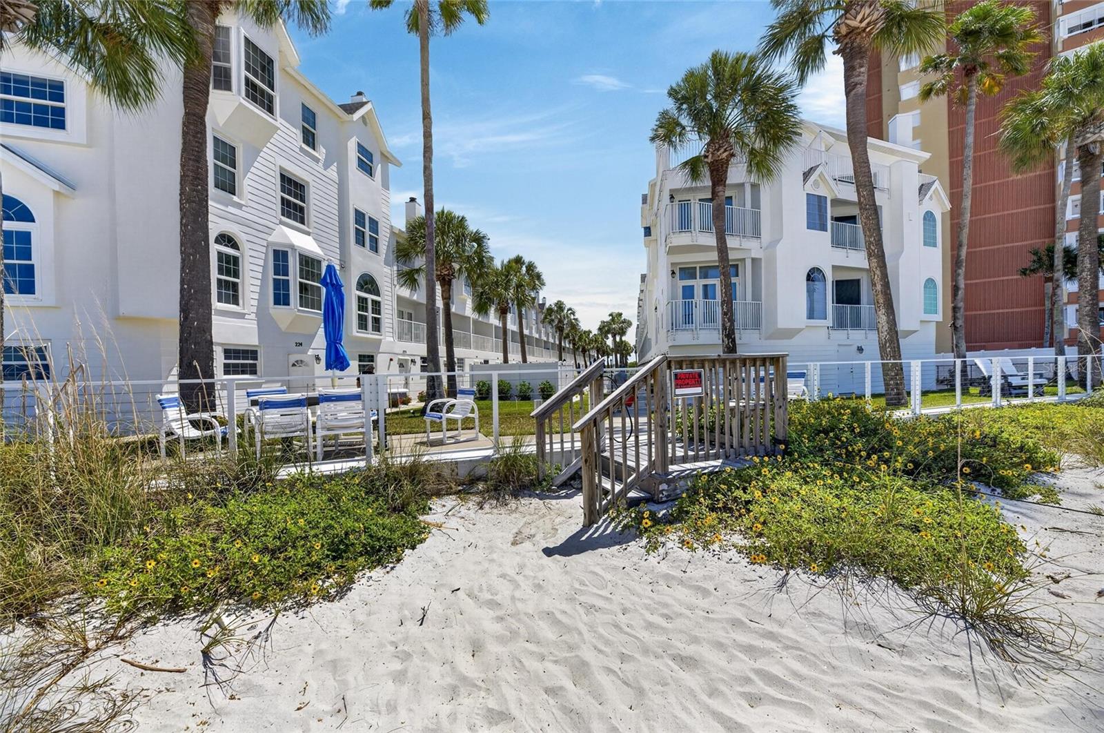 Image 32 of 52 For 17960 Gulf Boulevard  108