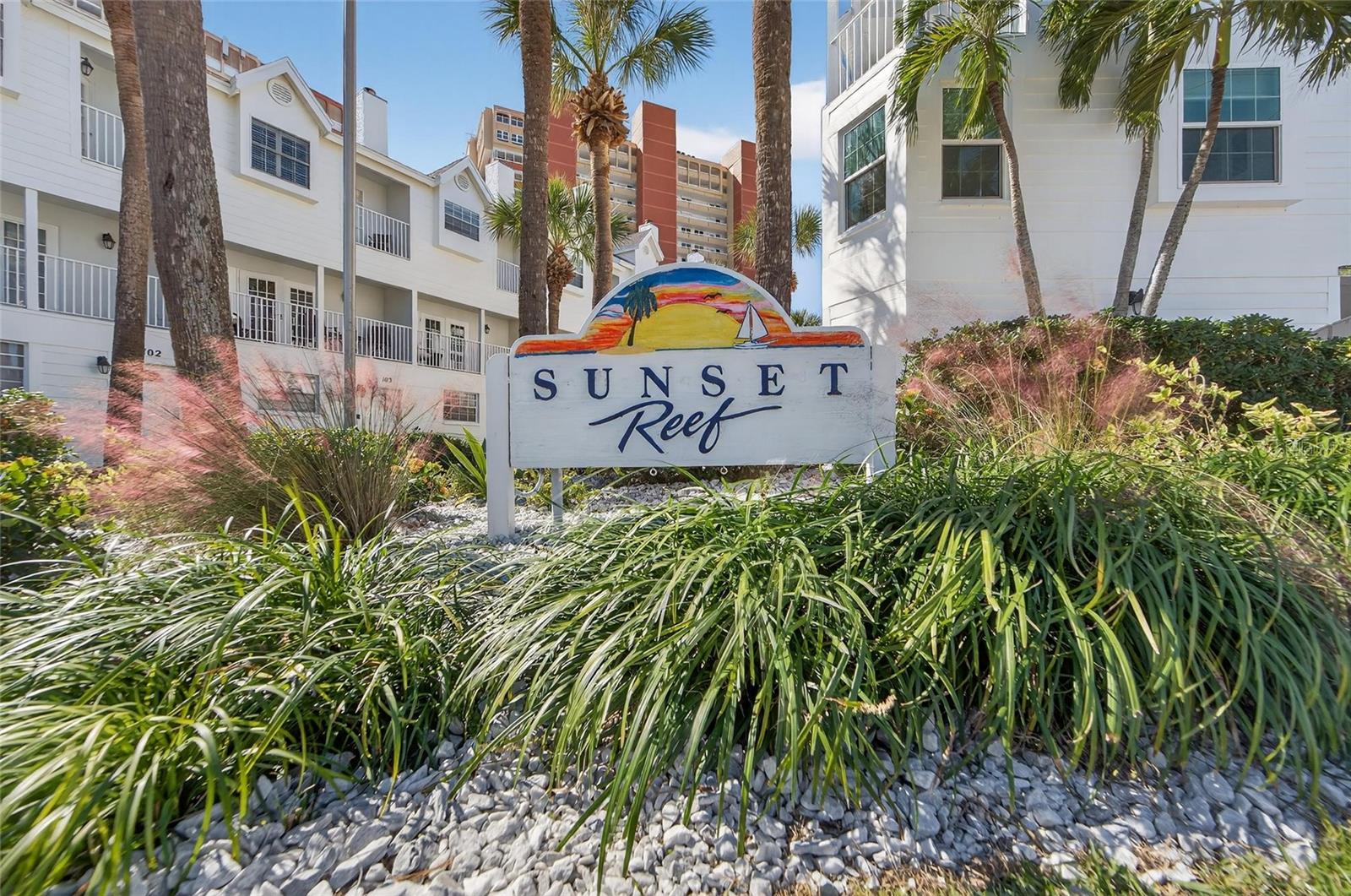 Image 4 of 52 For 17960 Gulf Boulevard  108