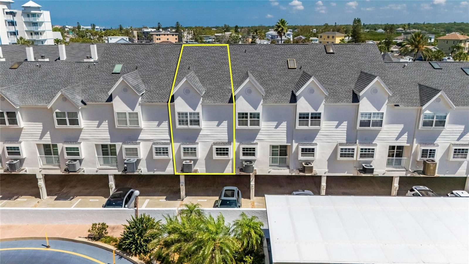 Image 5 of 52 For 17960 Gulf Boulevard  108