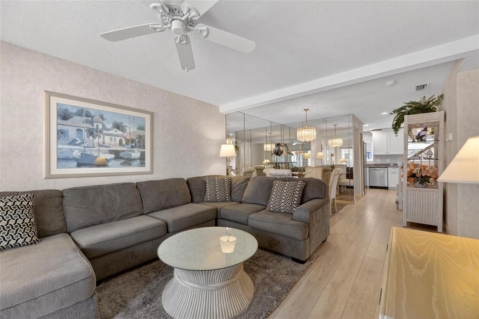 Image 7 of 52 For 17960 Gulf Boulevard  108