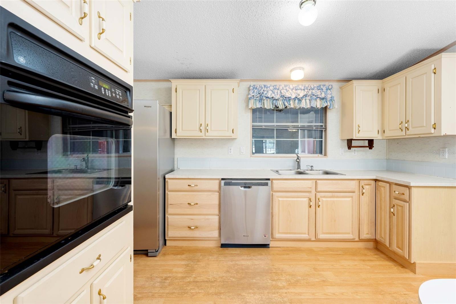 Image 19 of 68 For 8206 Country Club Drive