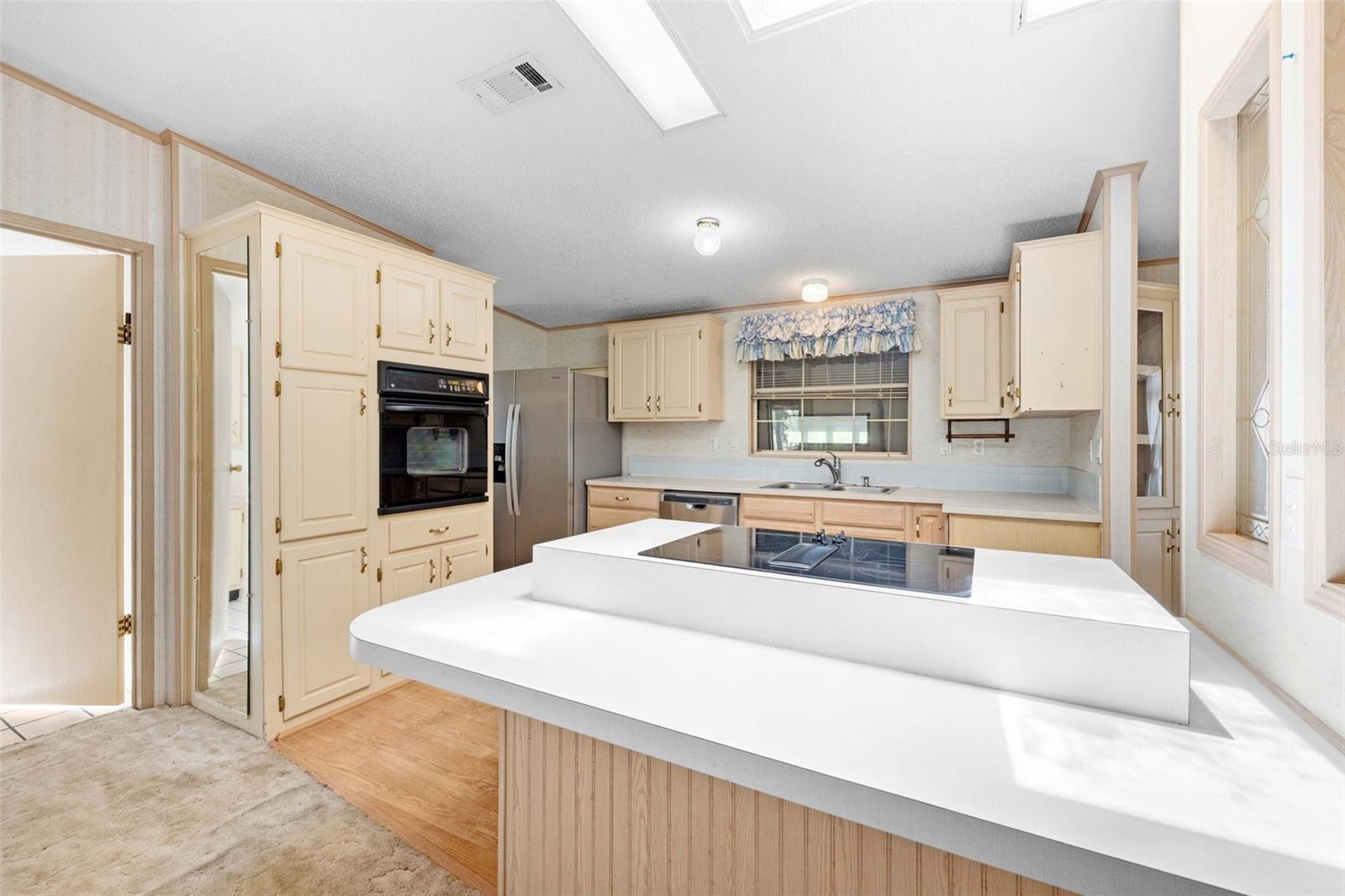 Image 23 of 68 For 8206 Country Club Drive