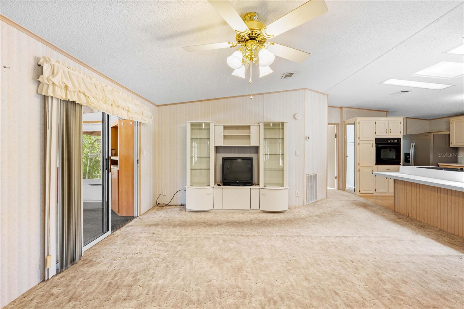 Image 5 of 68 For 8206 Country Club Drive