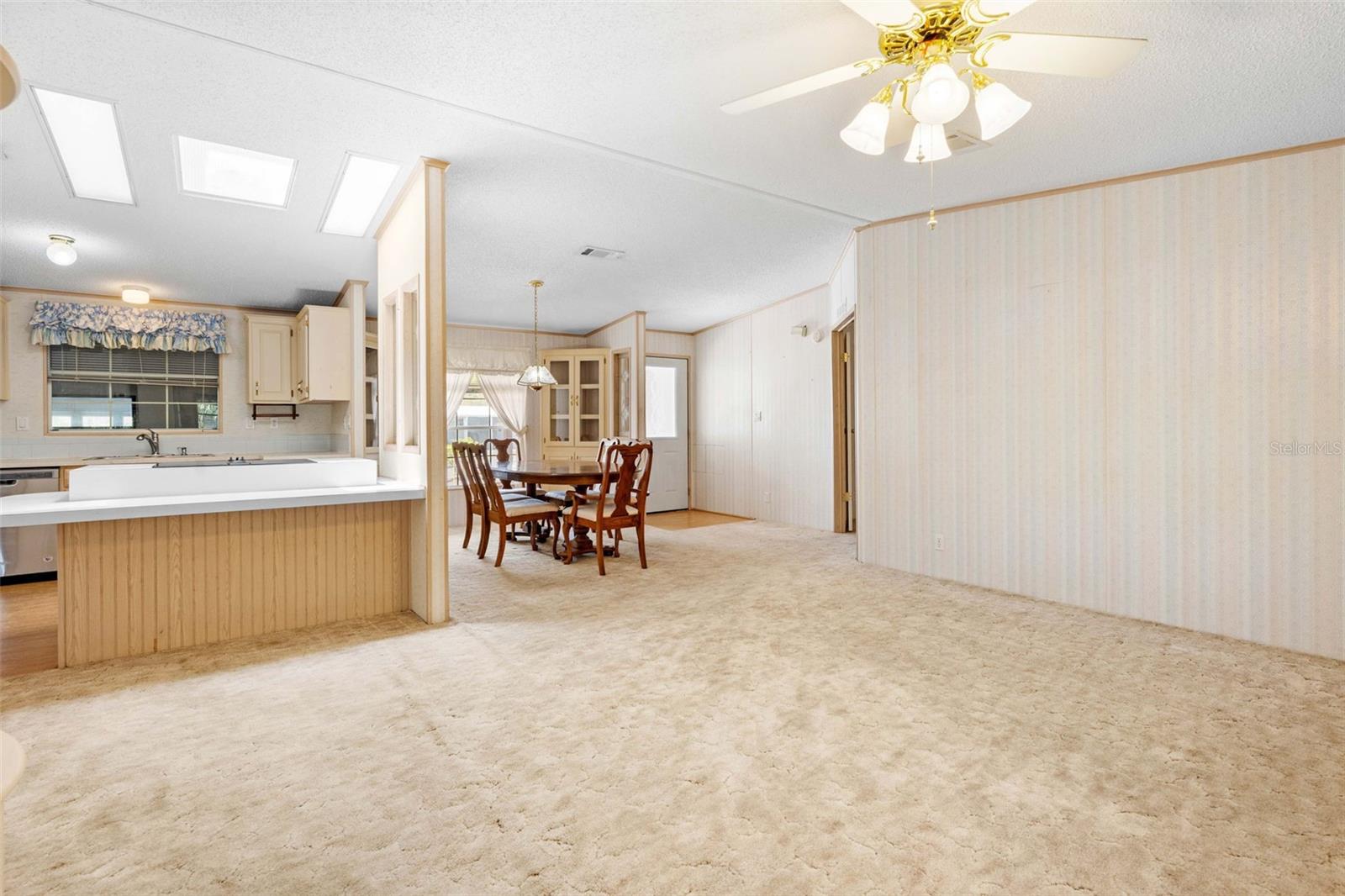 Image 8 of 68 For 8206 Country Club Drive