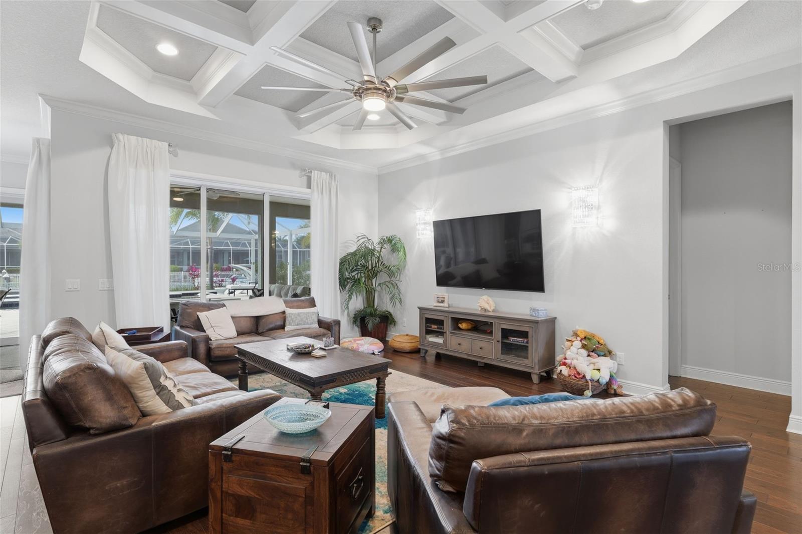 Image 10 of 36 For 548 Regatta Way
