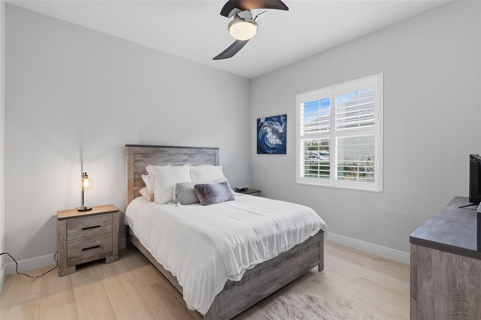 Image 13 of 36 For 548 Regatta Way