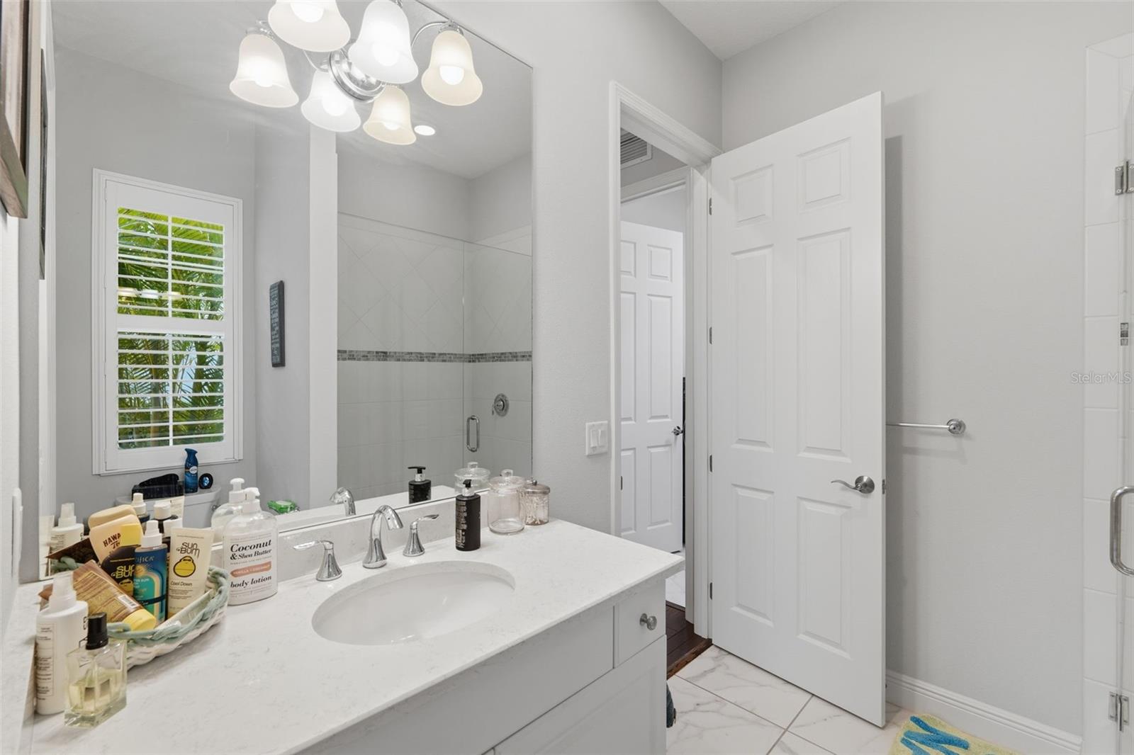 Image 19 of 36 For 548 Regatta Way