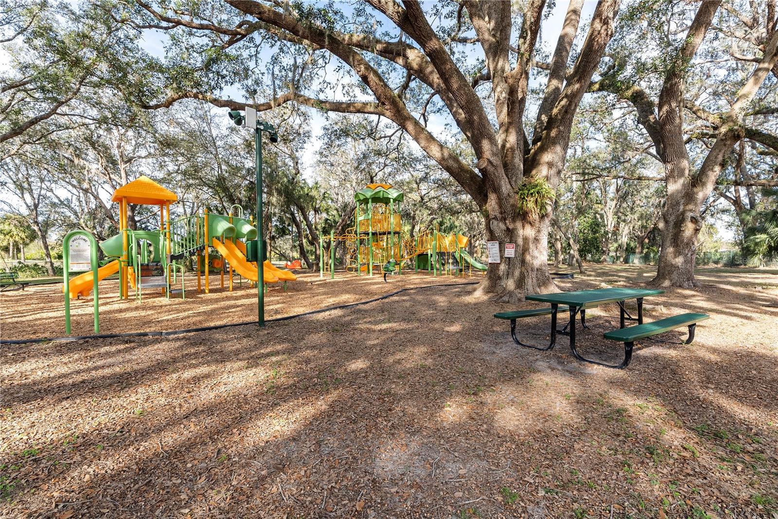 Image 38 of 46 For 18117 Paradise Point Drive