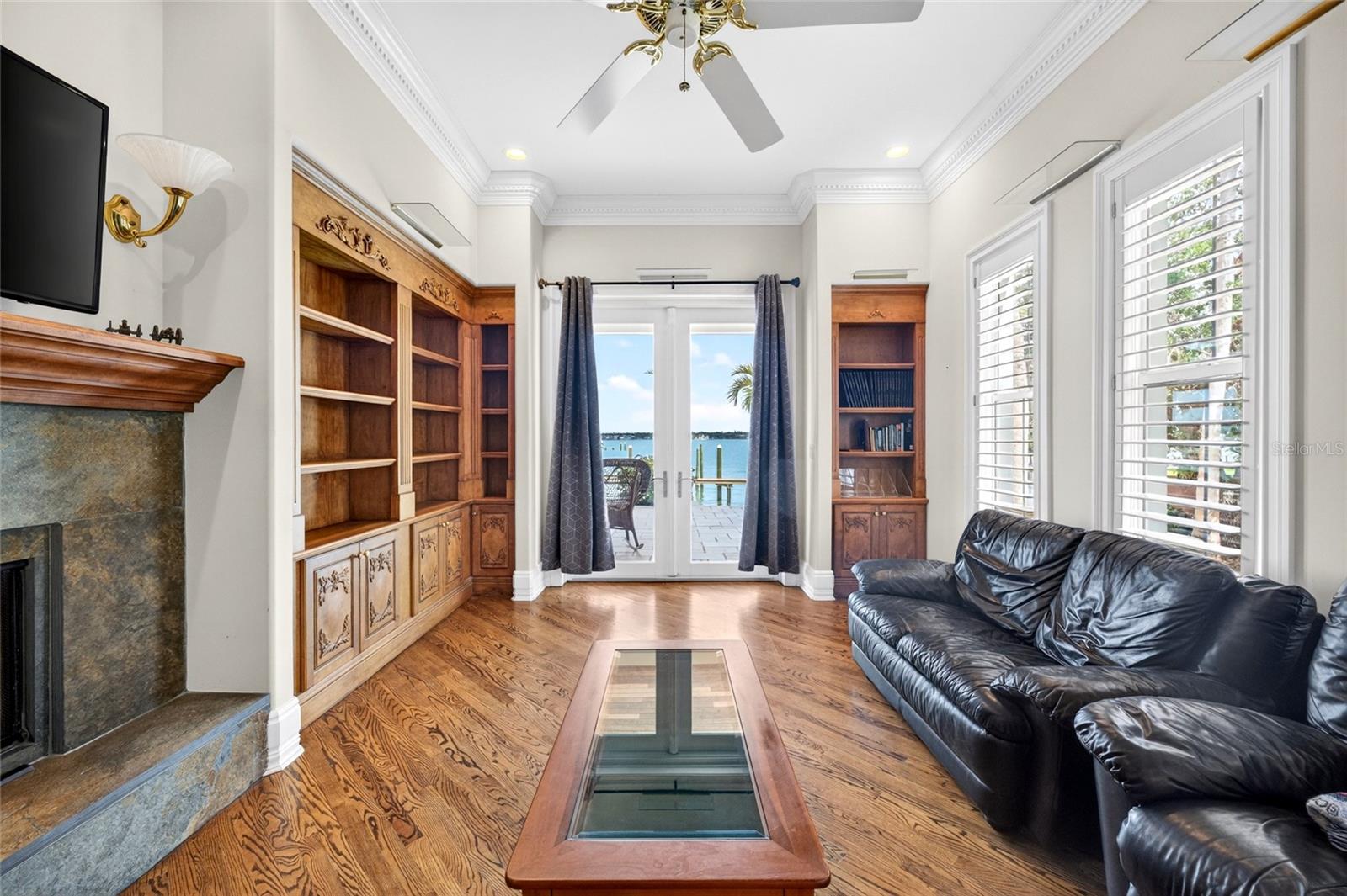 Image 41 of 100 For 115 18th Street