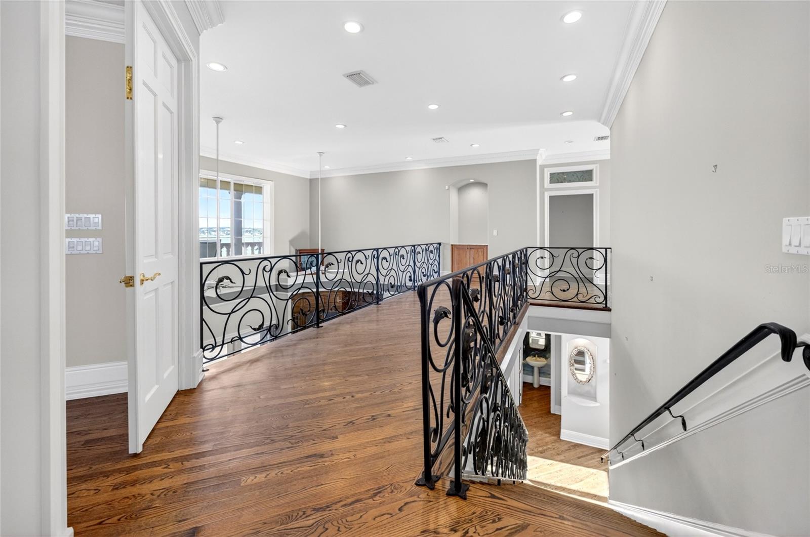Image 45 of 100 For 115 18th Street