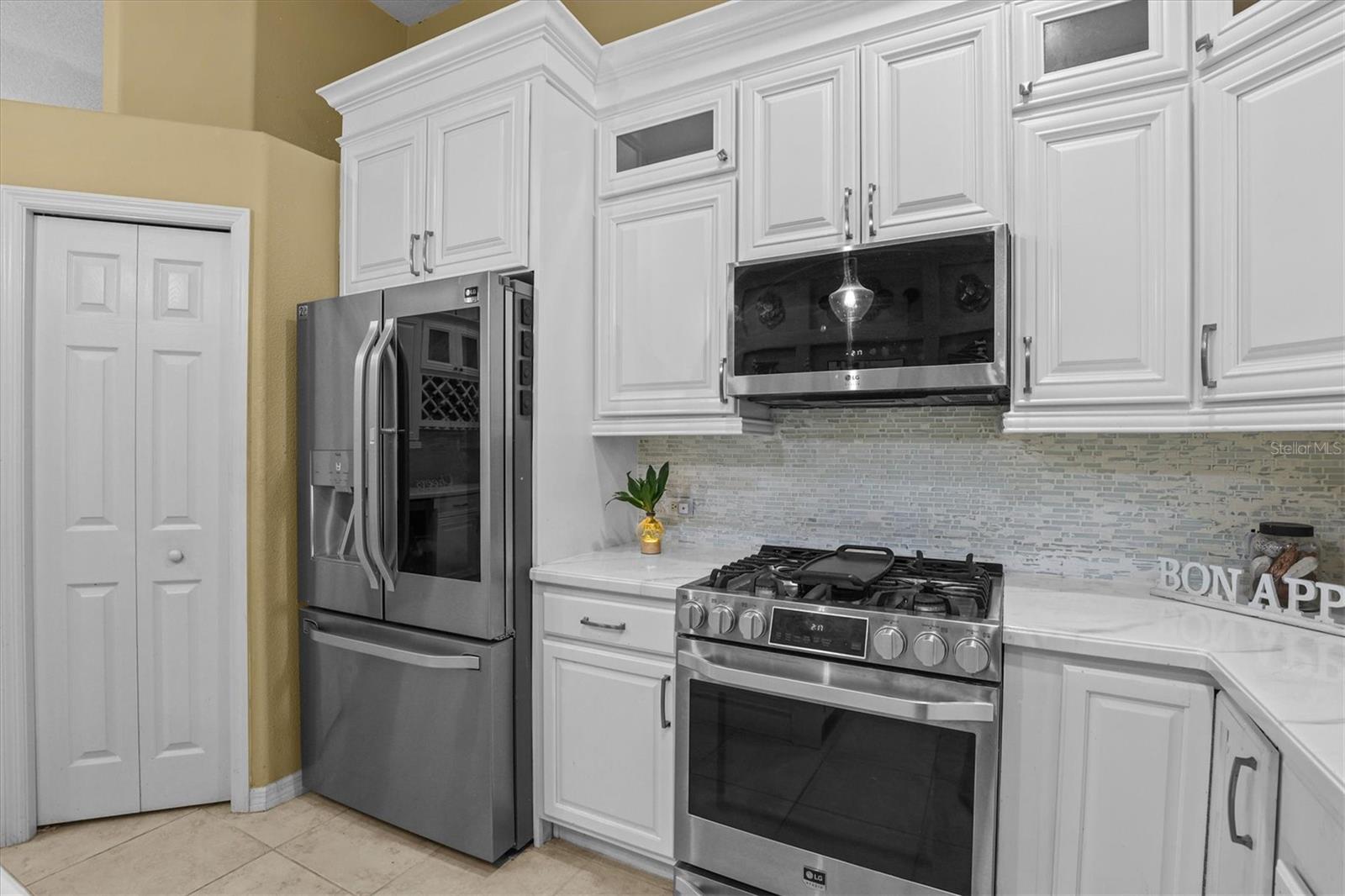 Image 14 of 56 For 8331 Golden Prairie Drive