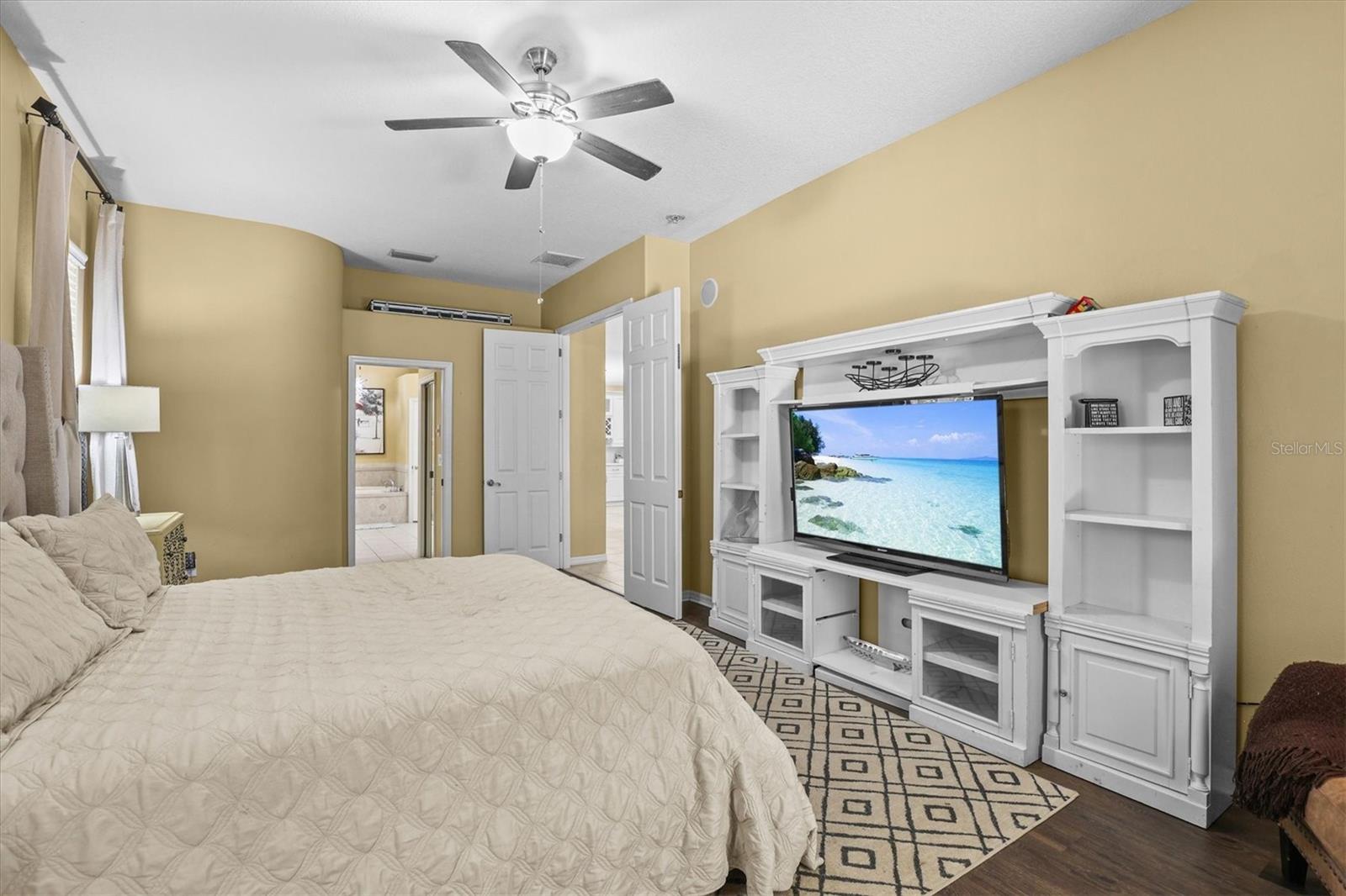 Image 21 of 56 For 8331 Golden Prairie Drive