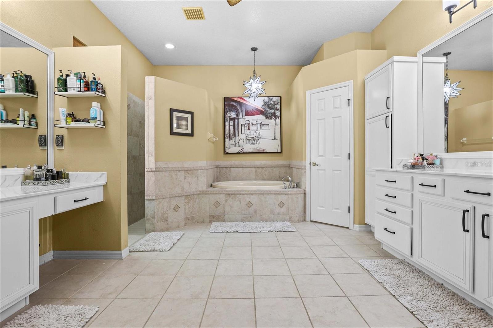 Image 22 of 56 For 8331 Golden Prairie Drive
