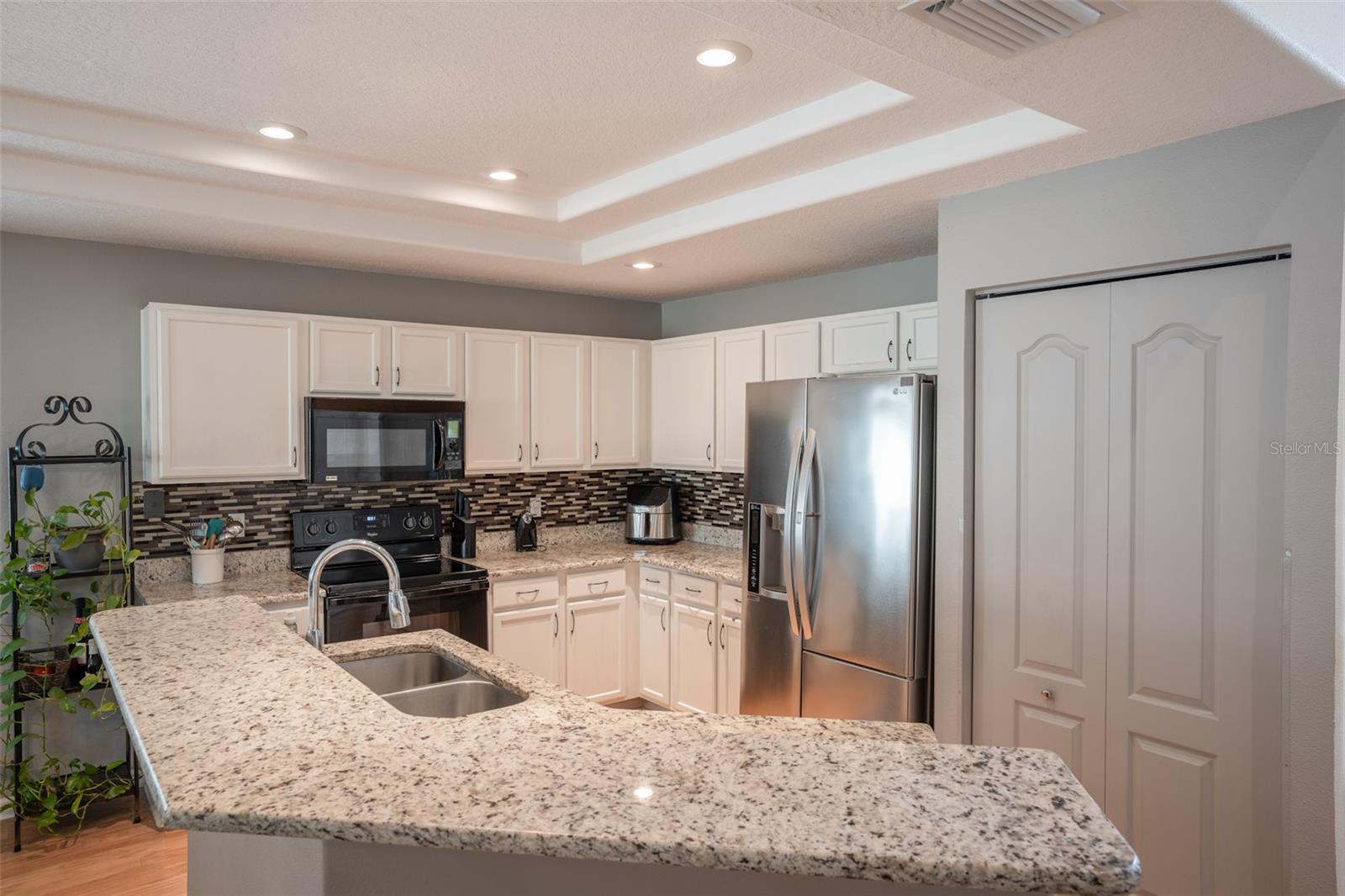 Image 5 of 23 For 624 Lake Boulevard