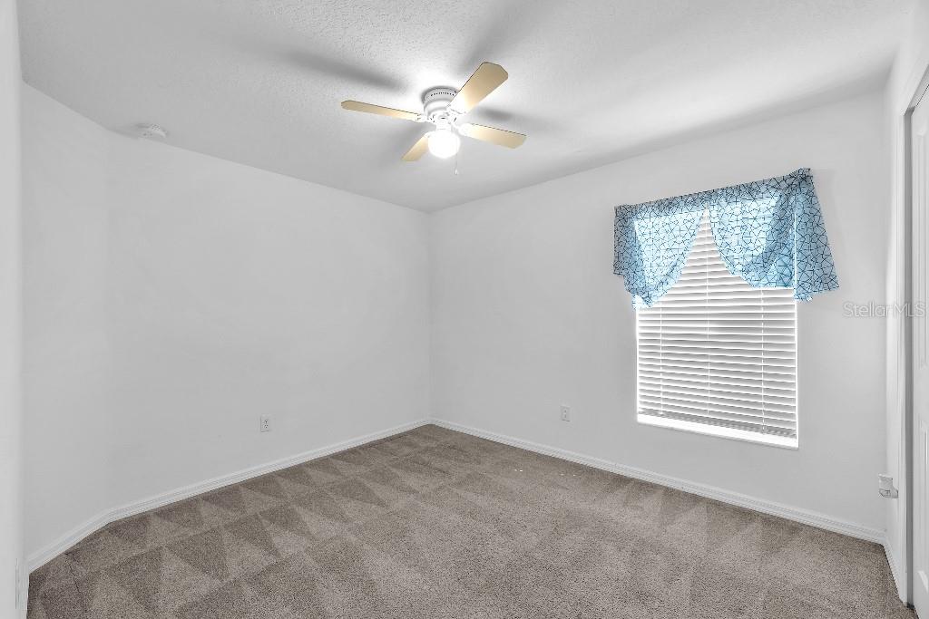 Image 17 of 26 For 5518 Blue Azure Drive