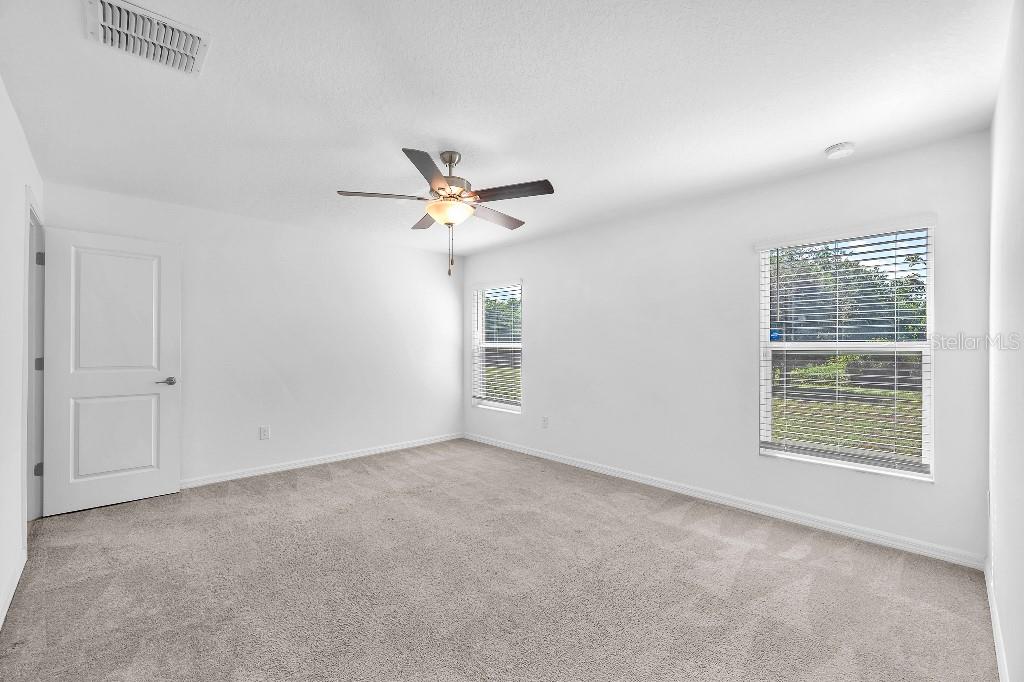 Image 9 of 26 For 5518 Blue Azure Drive