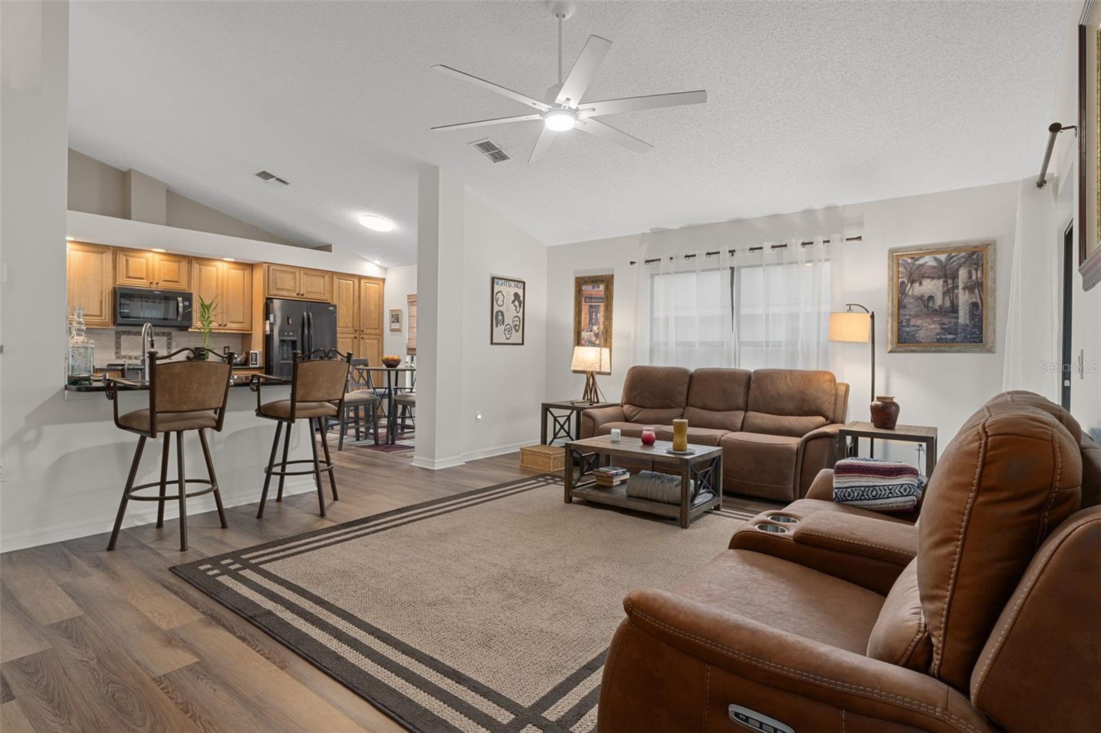 Image 15 of 48 For 11293 Copley Court