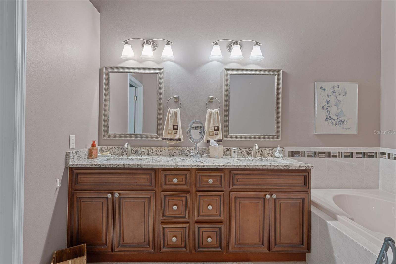 Image 27 of 48 For 11293 Copley Court