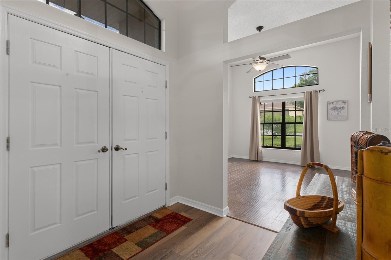 Image 7 of 48 For 11293 Copley Court