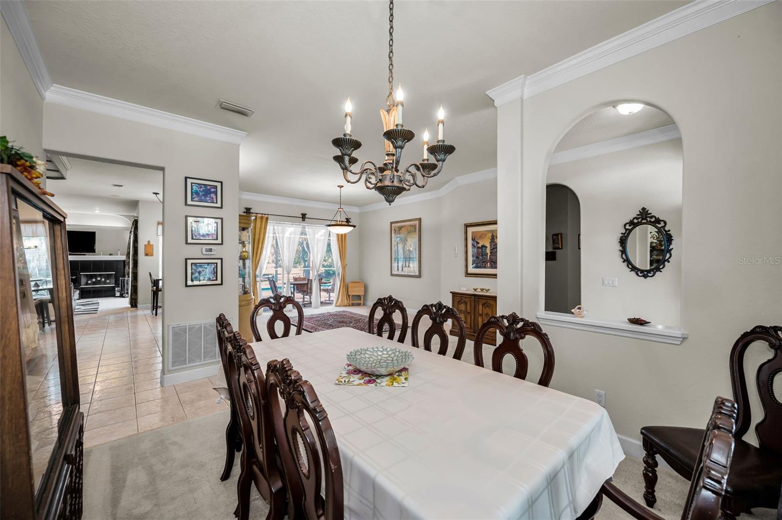 Listing photo id 8 for 1802 Oak Ridge Road