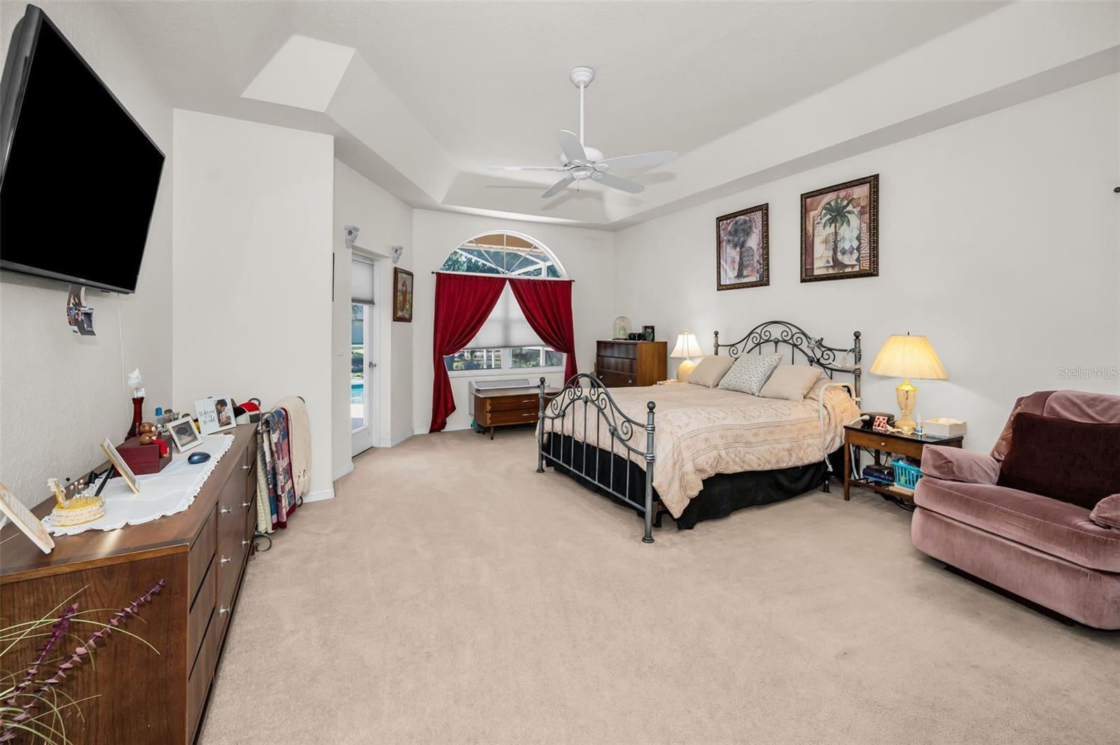 Listing photo id 18 for 1802 Oak Ridge Road