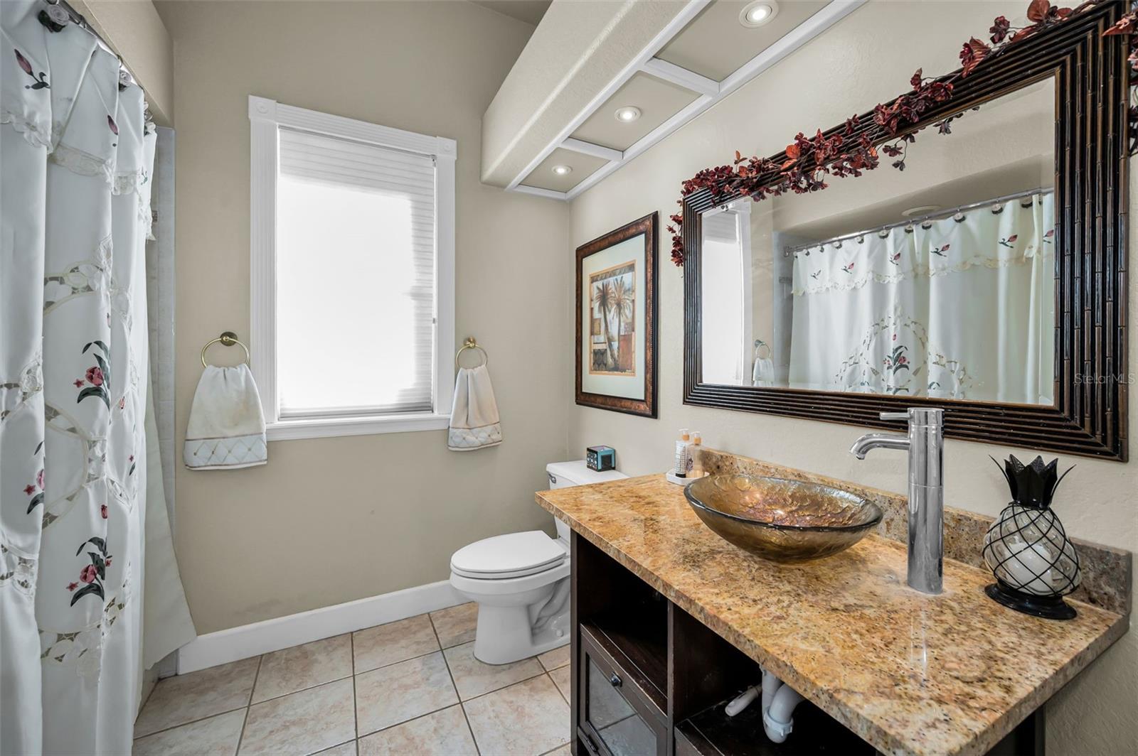 Listing photo id 27 for 1802 Oak Ridge Road