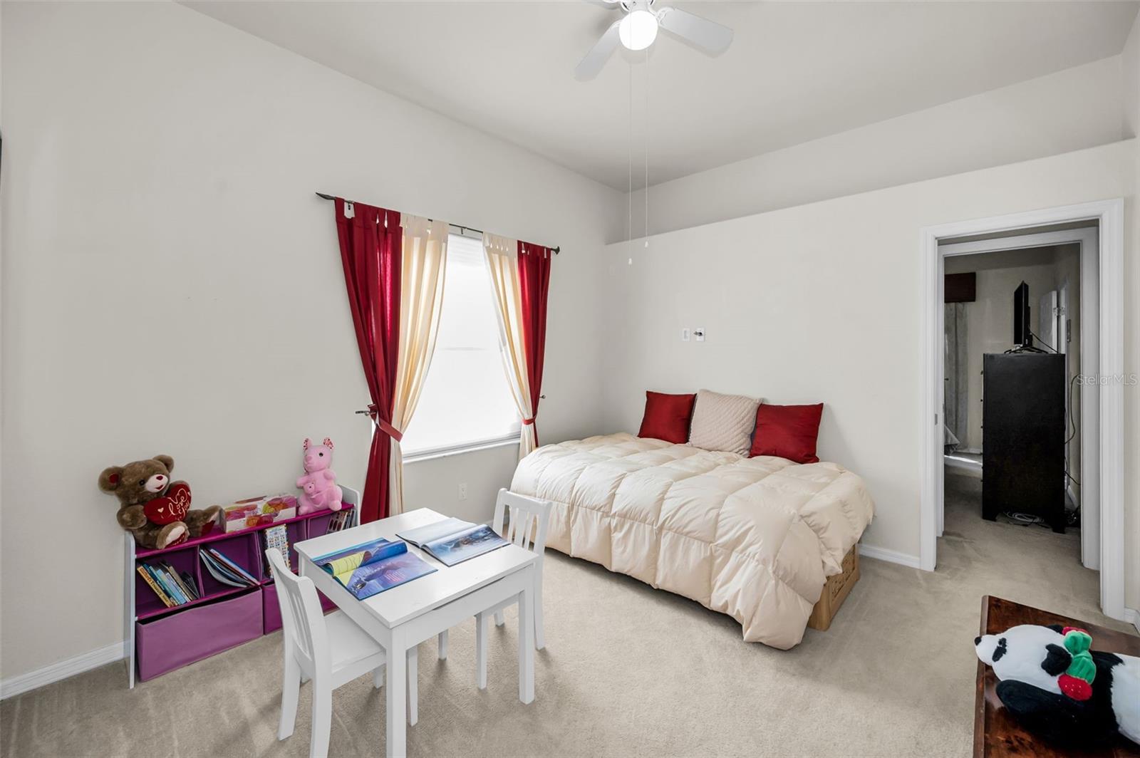 Listing photo id 29 for 1802 Oak Ridge Road