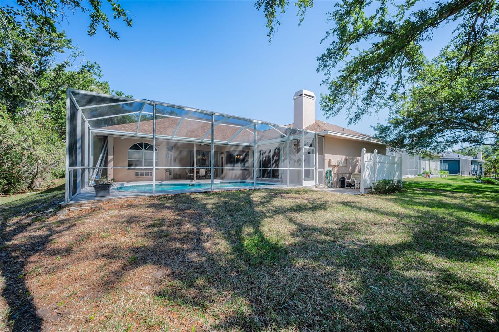 Listing photo id 44 for 1802 Oak Ridge Road