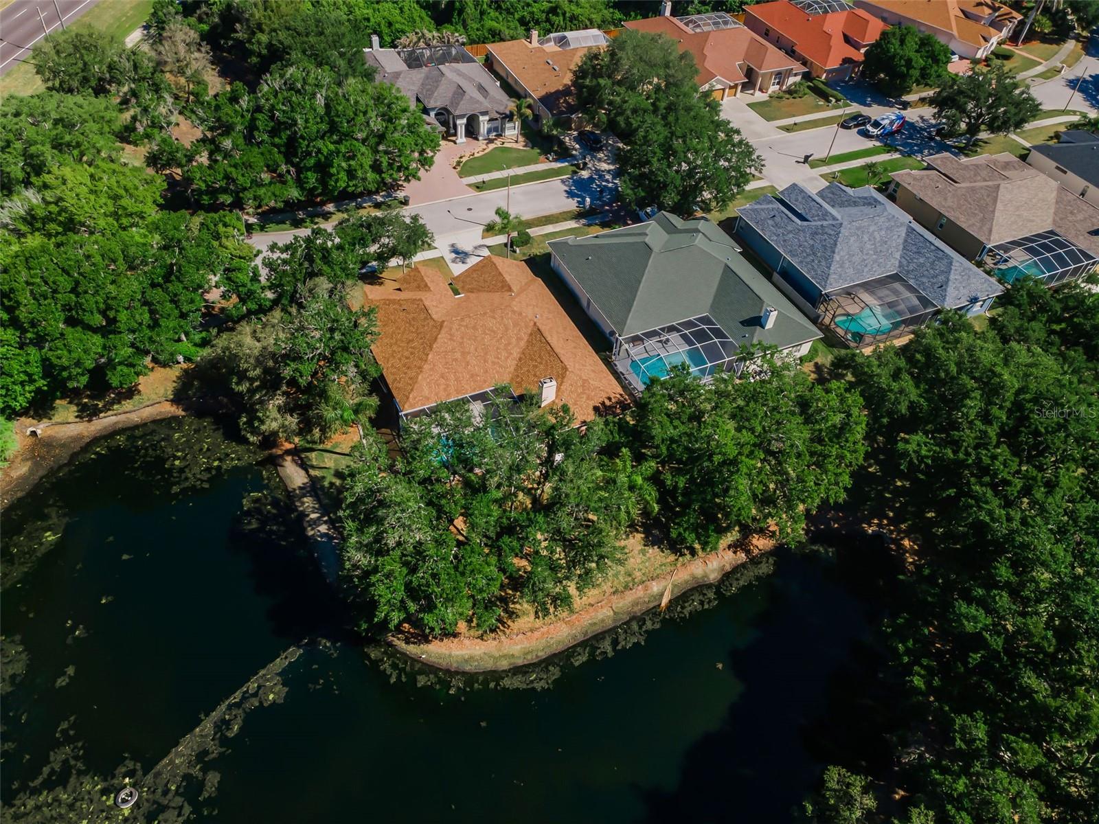 Listing photo id 3 for 1802 Oak Ridge Road