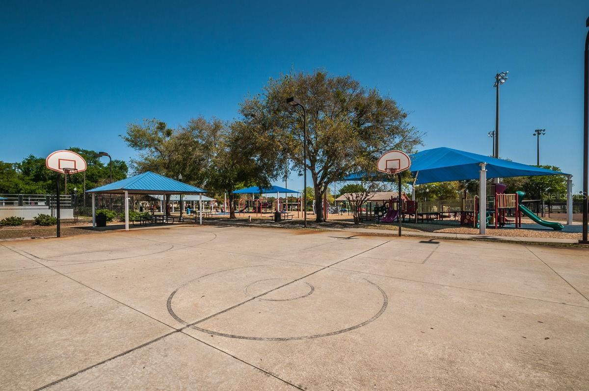 Listing photo id 68 for 1802 Oak Ridge Road