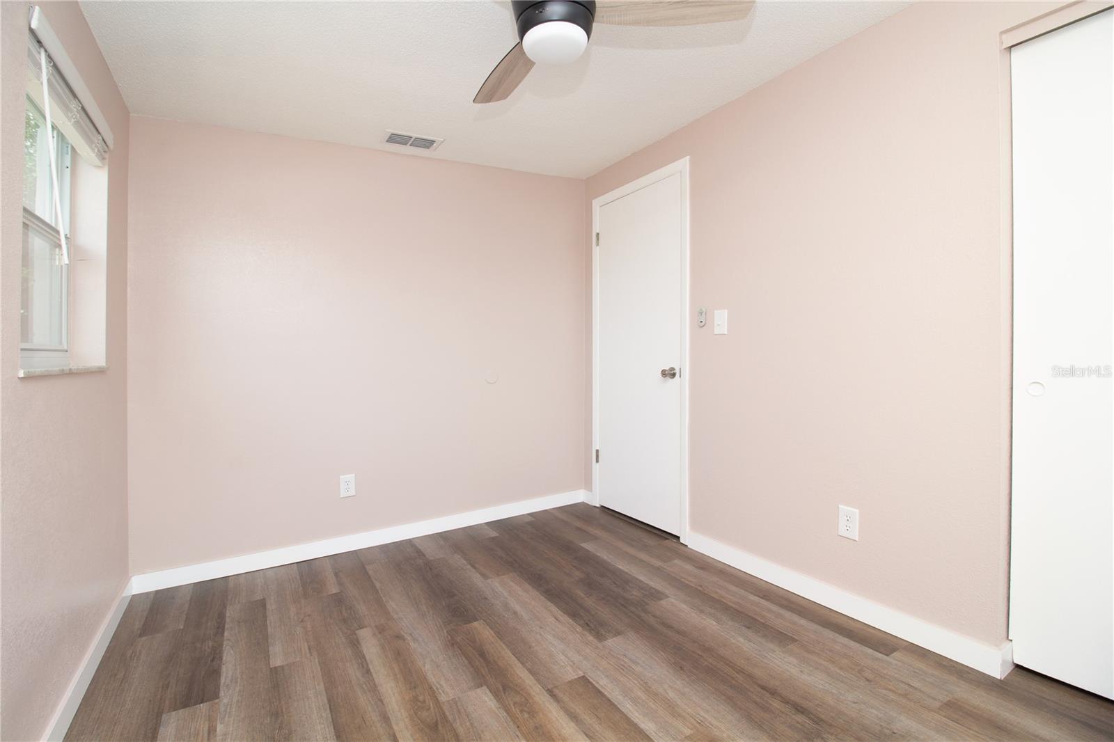 Image 18 of 25 For 6421 81st Avenue N