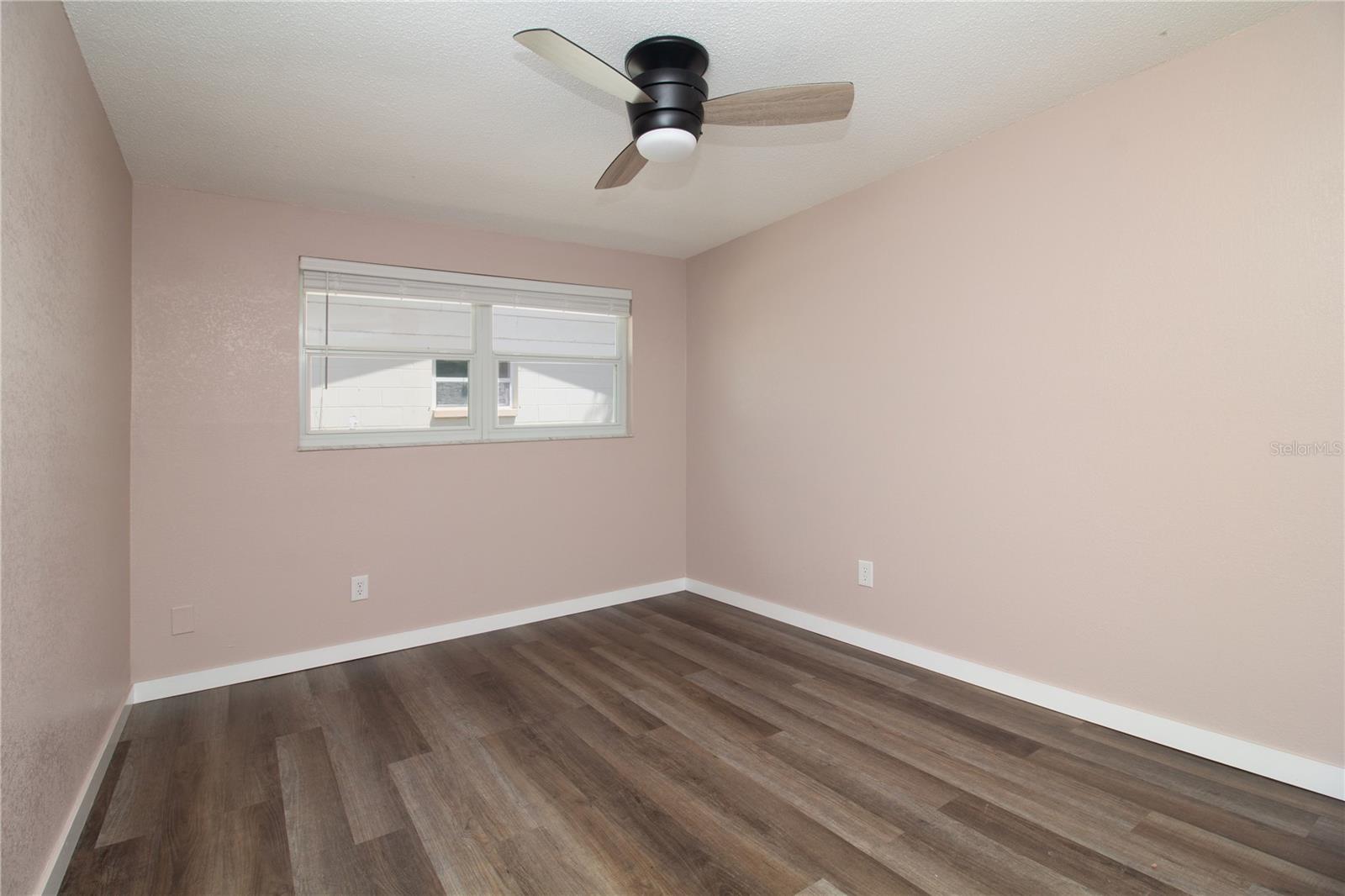 Image 21 of 25 For 6421 81st Avenue N